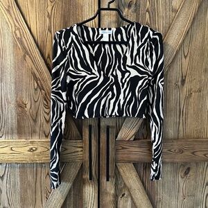 Revamped crop top long sleeve